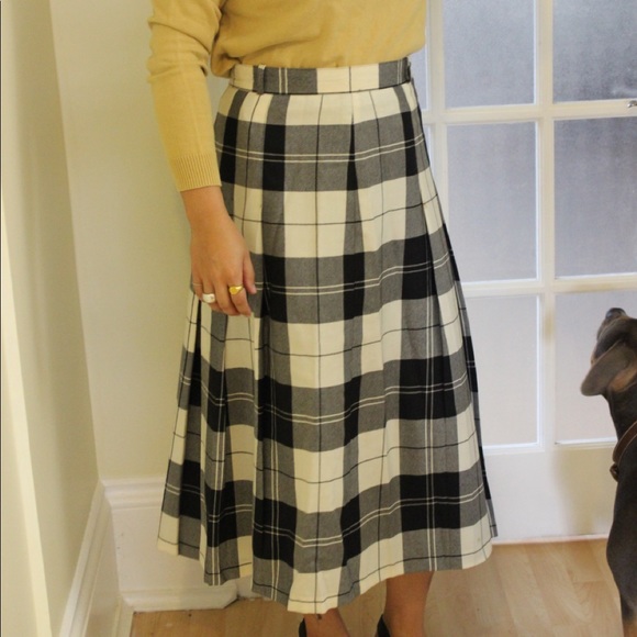 Amazing Vintage Tartan pleated skirt - Picture 4 of 4